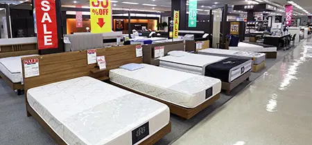ルームズ大正堂 戸塚店　店内画像　ベッド